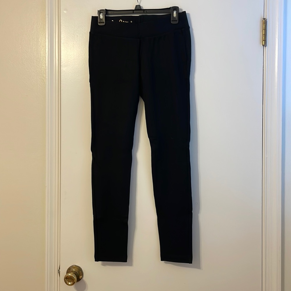 NWT Lily Pulitzer black leggings